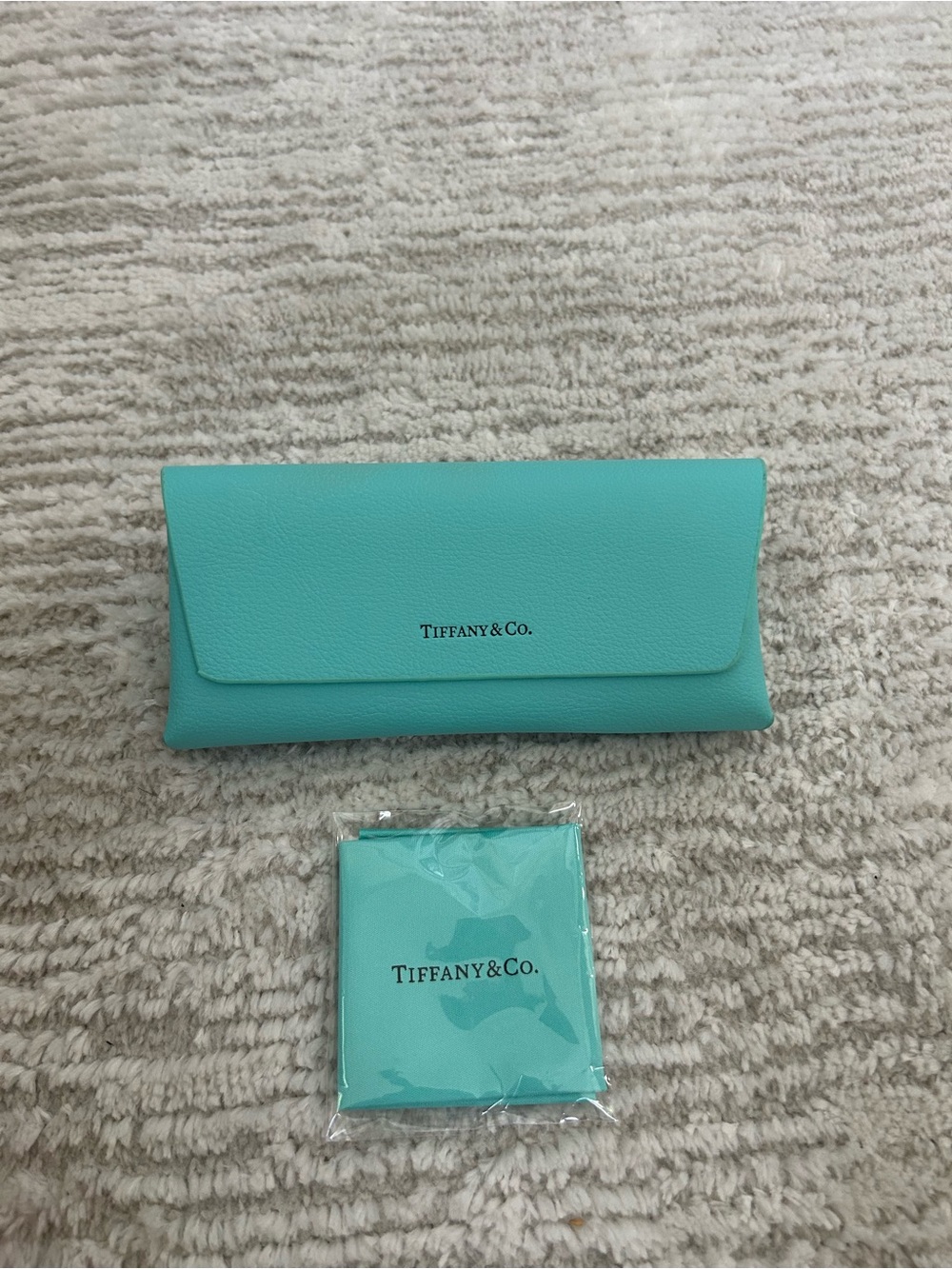 Tiffany & Co. Tiffany Blue Leather Eyewear Case and Silk Cloth